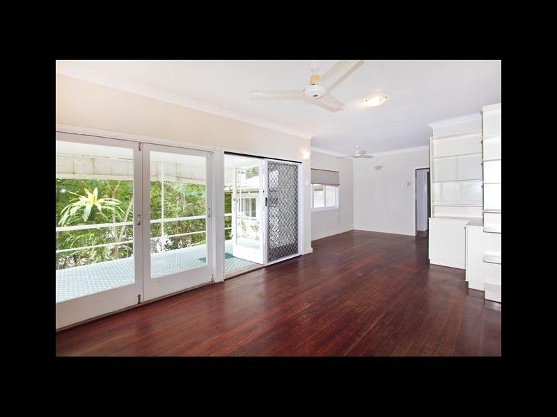 44 Walsh Street, Edge Hill QLD 4870
