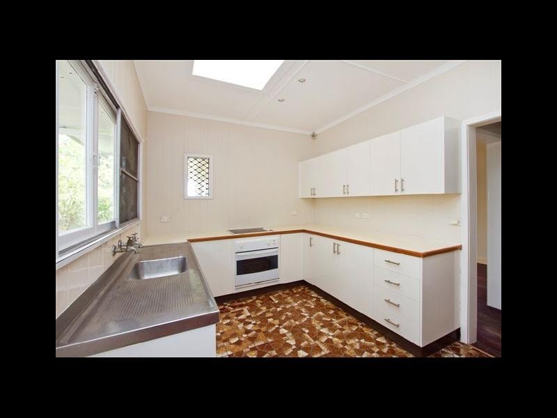 44 Walsh Street, Edge Hill QLD 4870