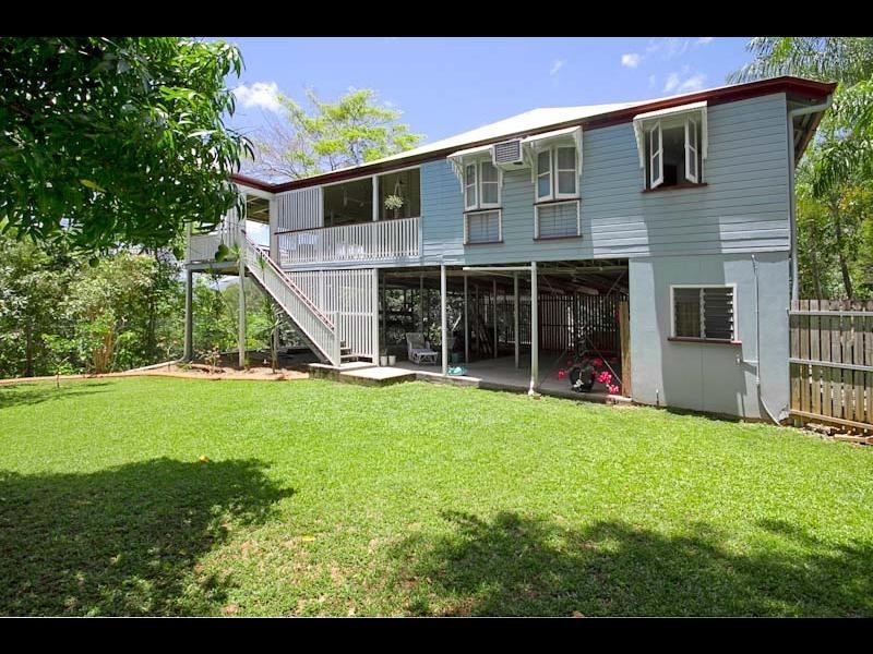 13 Beaman Close, Aeroglen QLD 4870