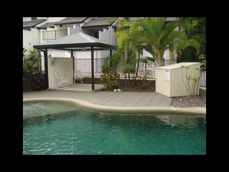 302/11 Charlekata Close, Freshwater QLD 4870