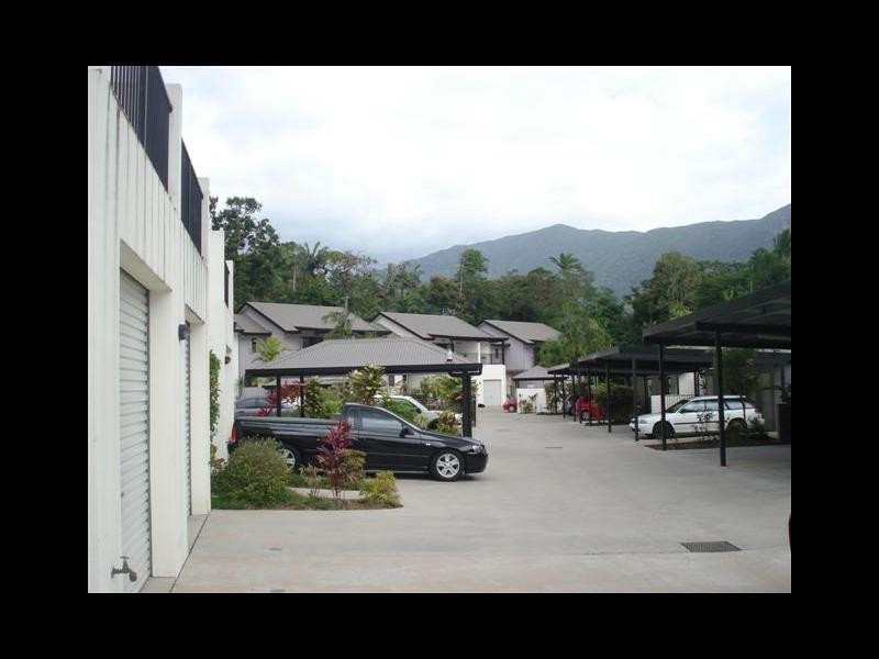 302/11 Charlekata Close, Freshwater QLD 4870