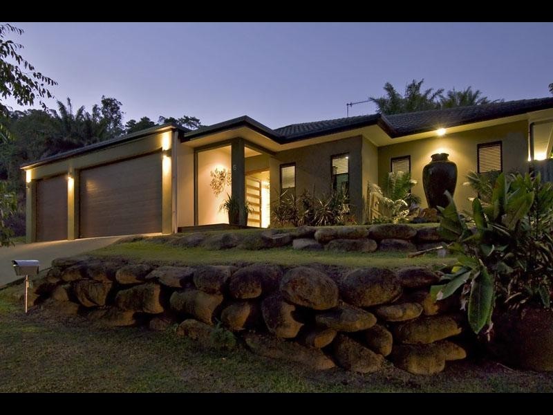 6 Bel-Air Drive, Whitfield QLD 4870