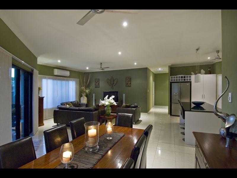 6 Bel-Air Drive, Whitfield QLD 4870