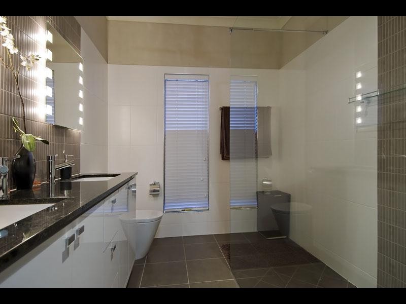 6 Bel-Air Drive, Whitfield QLD 4870