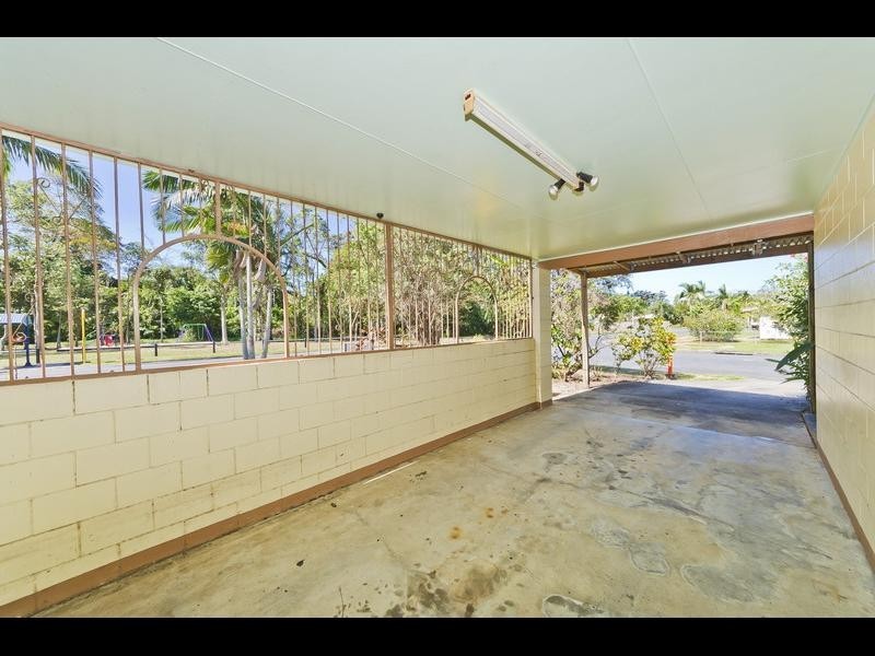 21 Grevillia Street, Mooroobool QLD 4870
