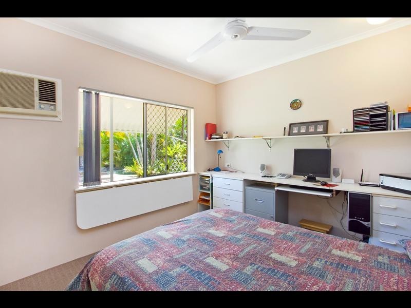 7 Mistletoe Close, Kamerunga QLD 4870
