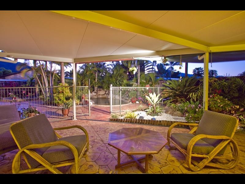 7 Mistletoe Close, Kamerunga QLD 4870