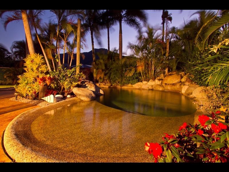 7 Mistletoe Close, Kamerunga QLD 4870