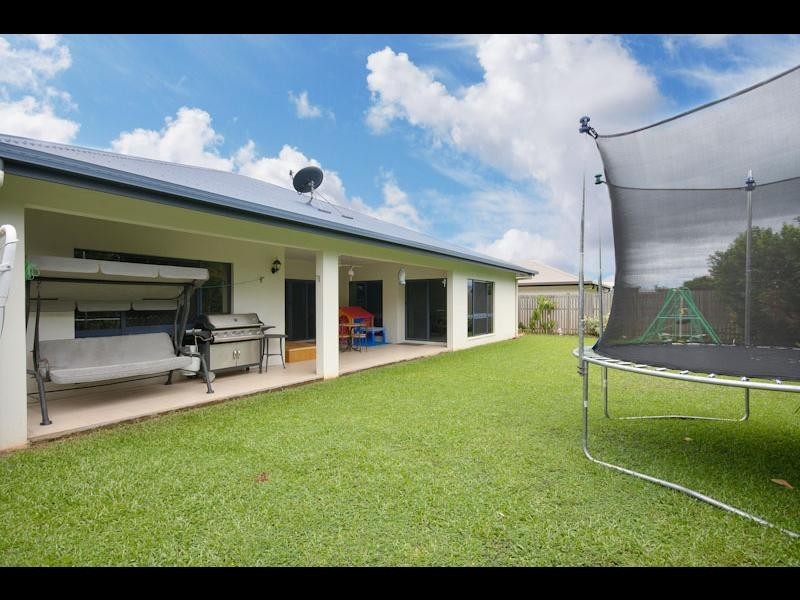 160 Timberlea Drive, Bentley Park QLD 4869