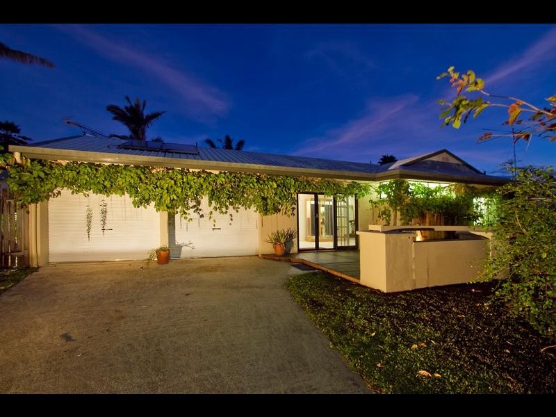 92 Hobson Drive, Brinsmead QLD 4870