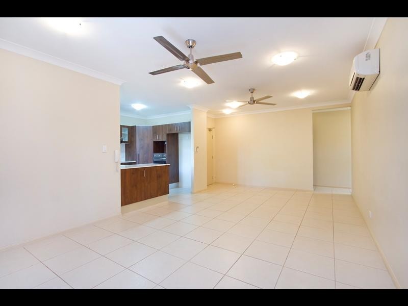 65/1-15 Robson Street, Mooroobool QLD 4870
