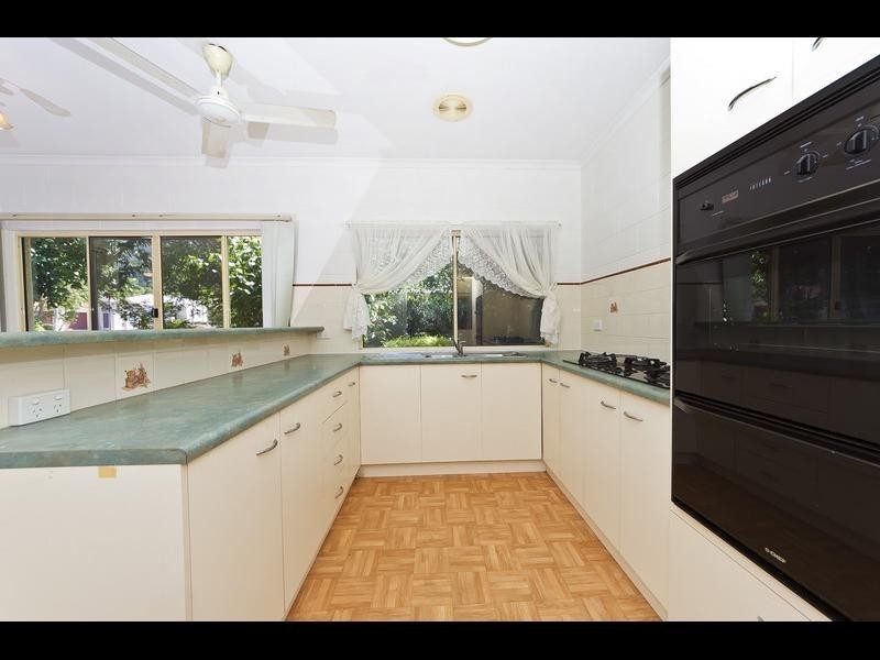 36 Sawpit Street, Mount Sheridan QLD 4868