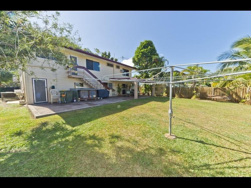 40 Wirrah Close, Bayview Heights QLD 4868