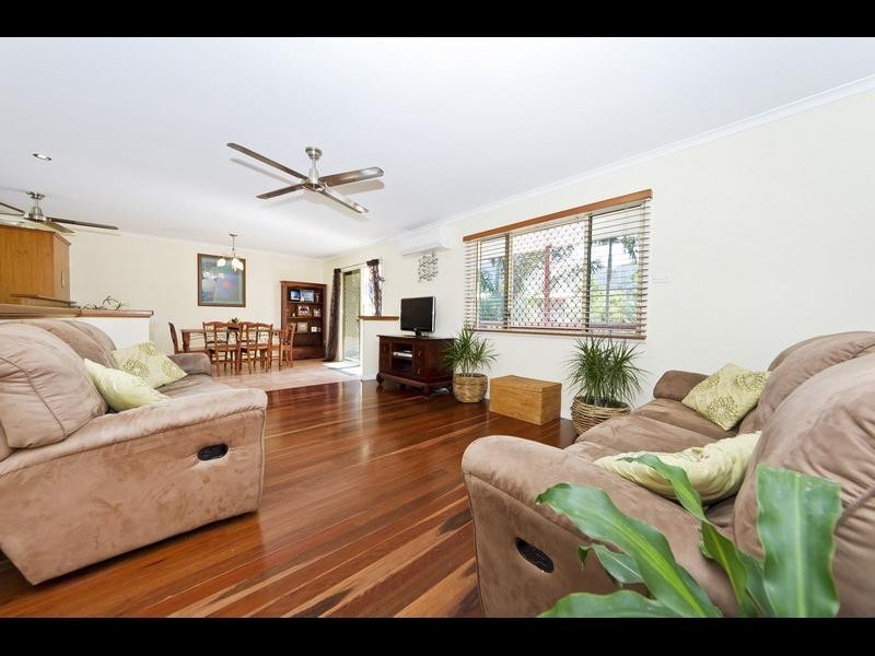 40 Wirrah Close, Bayview Heights QLD 4868