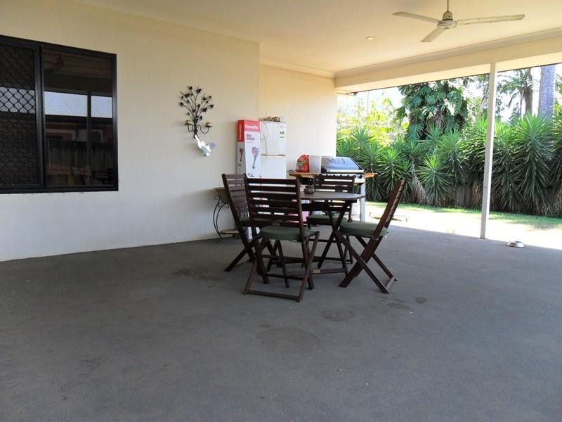 14 Milko Close, Brinsmead QLD 4870