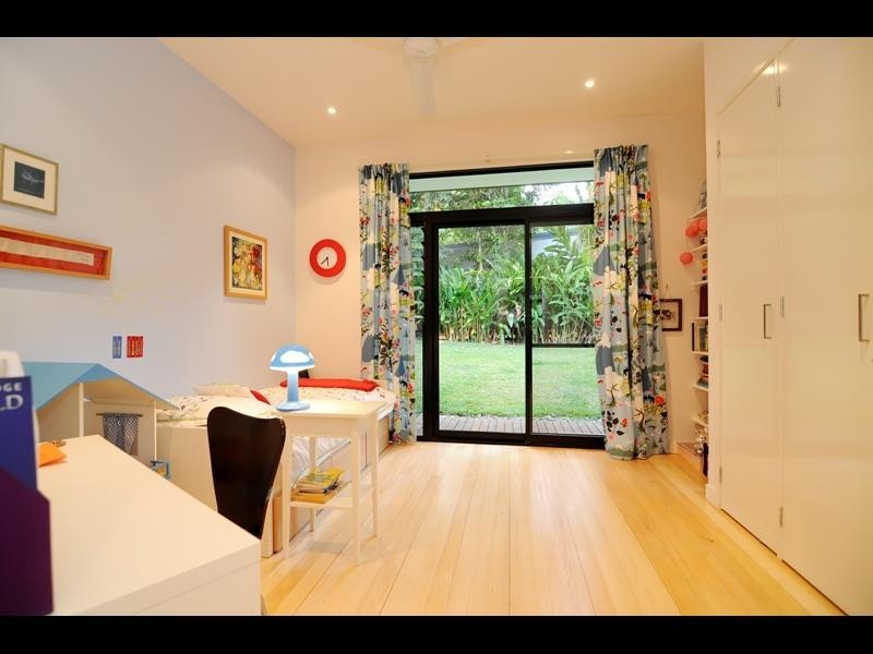 5 Mullins Street, Whitfield QLD 4870