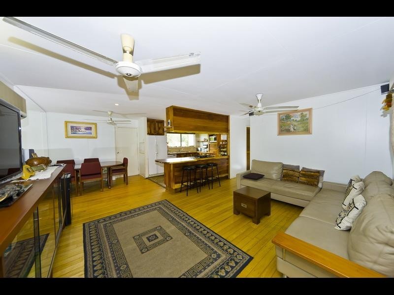 5 Mills Close, Manoora QLD 4870