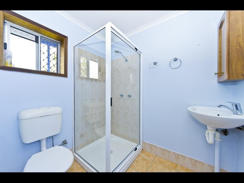 5 Mills Close, Manoora QLD 4870