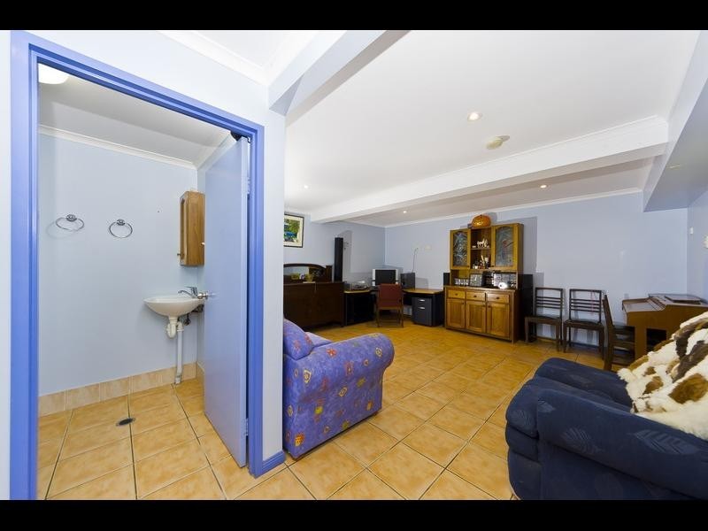 5 Mills Close, Manoora QLD 4870