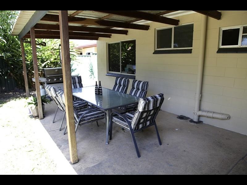 145 Trinity Beach Road, Trinity Beach QLD 4879