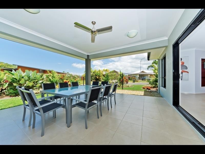 4 Galena Chase, Trinity Park QLD 4879