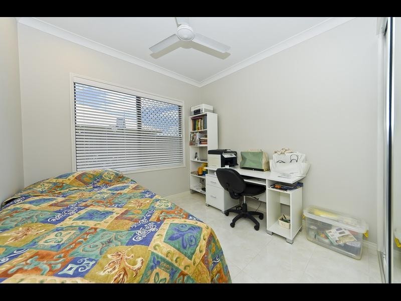 2 Galena Chase, Trinity Park QLD 4879