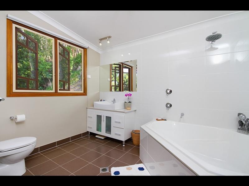 7 Hillside Close, Aeroglen QLD 4870