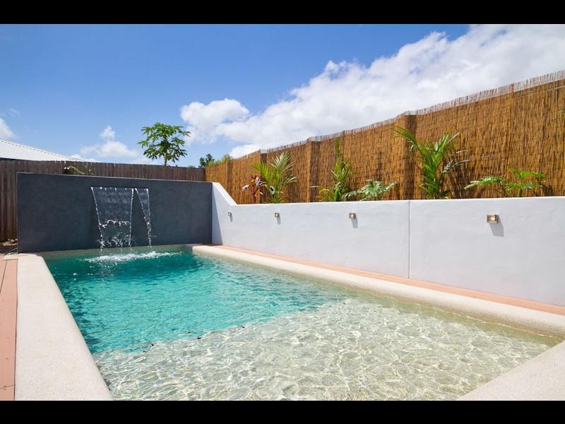 43 Bassett Street, Kanimbla QLD 4870