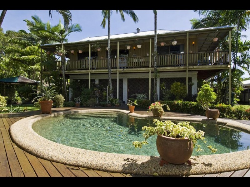11 Margo Street, Yorkeys Knob QLD 4878