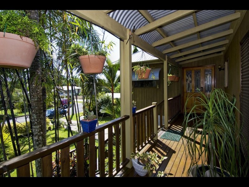 11 Margo Street, Yorkeys Knob QLD 4878