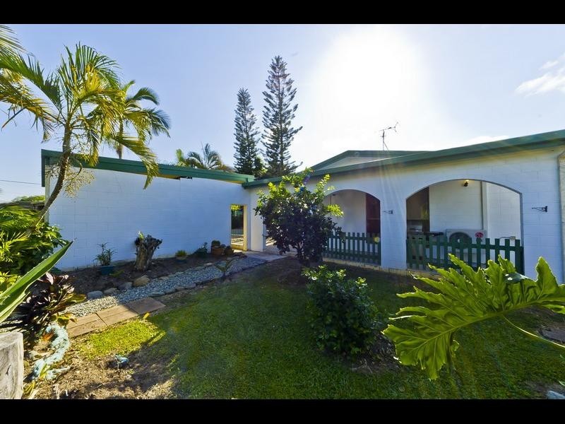 5 Kym Close, Bayview Heights QLD 4868