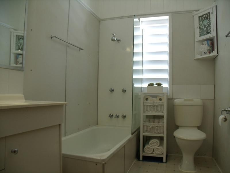 307 Pease Street, Edge Hill QLD 4870