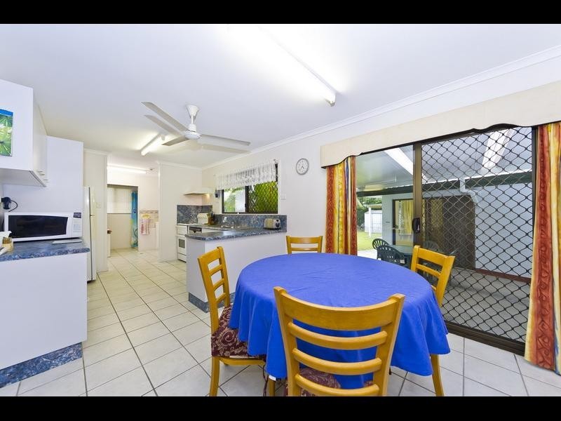 19 Augustus Street, Mooroobool QLD 4870
