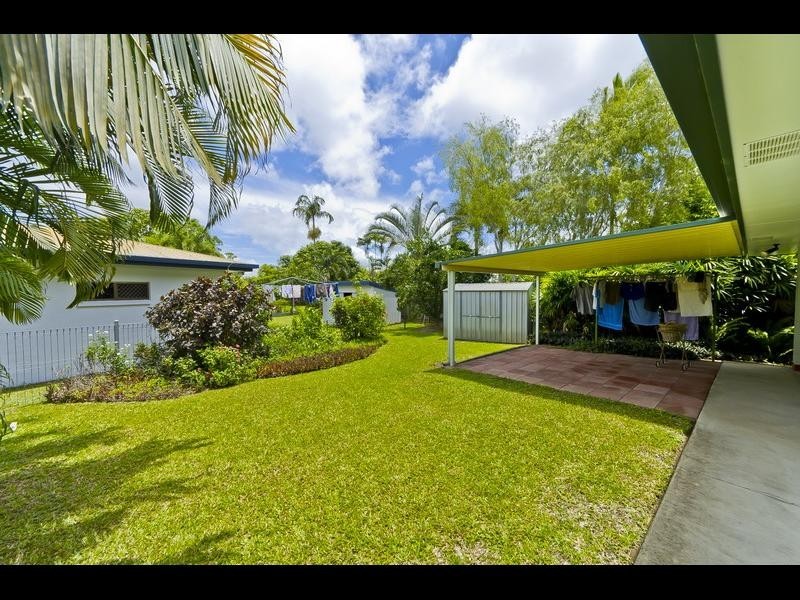 19 Augustus Street, Mooroobool QLD 4870