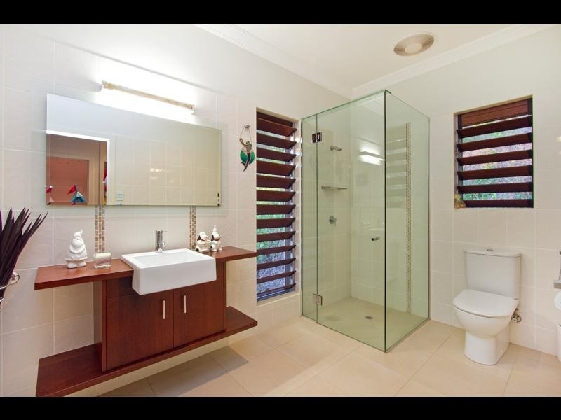 2 Queenley Close, Edge Hill QLD 4870