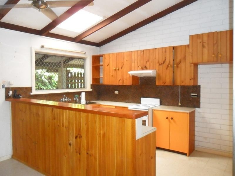 13 Jessie Close, Yorkeys Knob QLD 4878