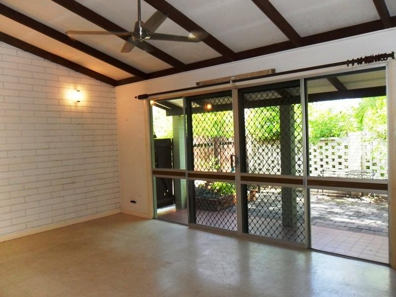 13 Jessie Close, Yorkeys Knob QLD 4878