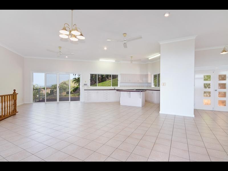 23 Gouldian Street, Bayview Heights QLD 4868