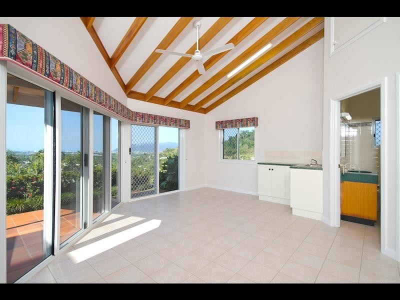 23 Gouldian Street, Bayview Heights QLD 4868