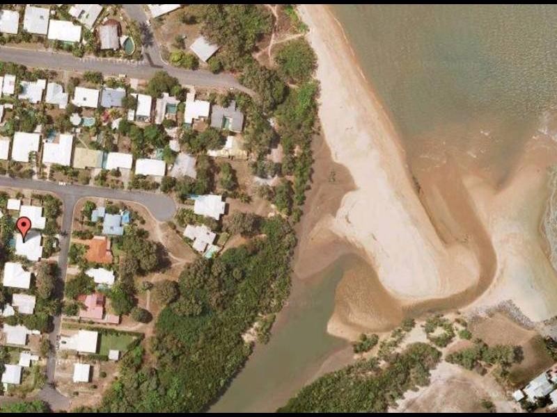 9 Gerbera Street, Holloways Beach QLD 4878