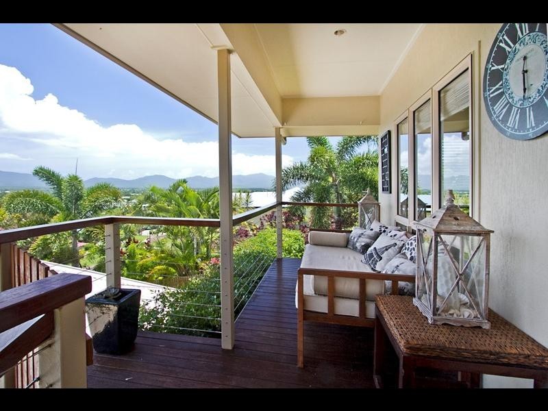 19 Guthrie Close, Bentley Park QLD 4869