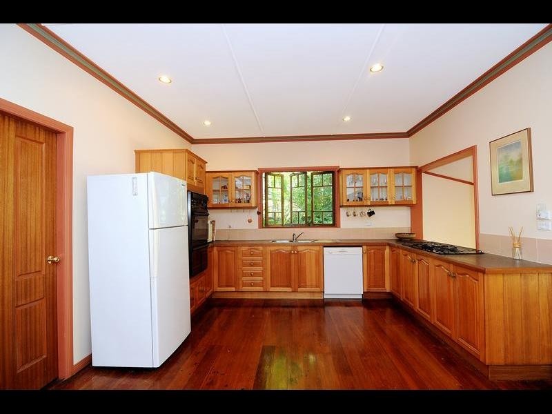 11 Fulton Close, Whitfield QLD 4870