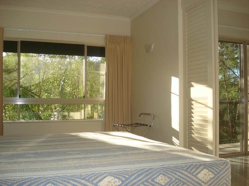 1728/2 Greenslopes Street, Cairns North QLD 4870