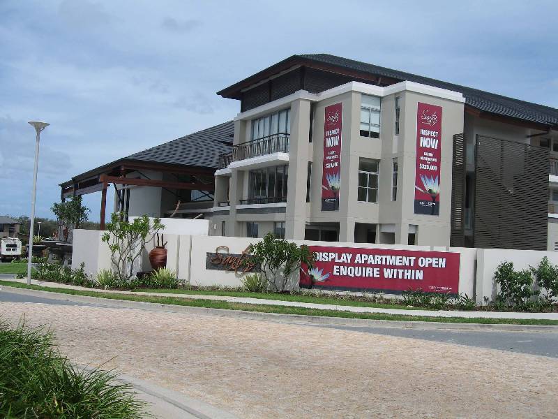 1 SANTAI –  Daniella Drive, Casuarina NSW 2487