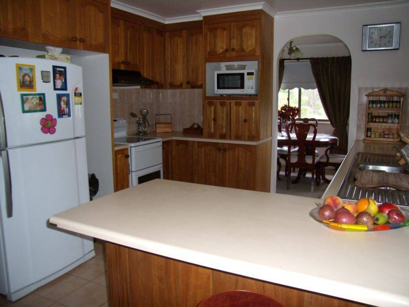 11 Brutons Road, Raleigh NSW 2454