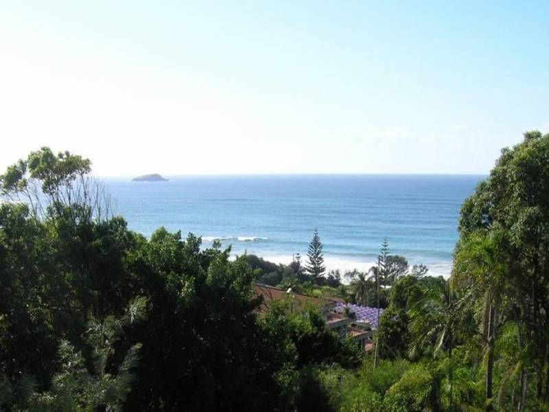 11 Coachmans Close, Sapphire Beach NSW 2450