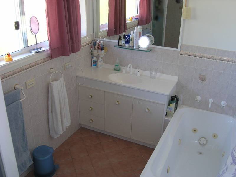 11 Coachmans Close, Sapphire Beach NSW 2450