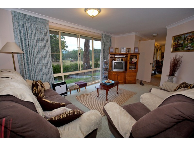 12A Hammond Rd, Emerald Beach NSW 2456