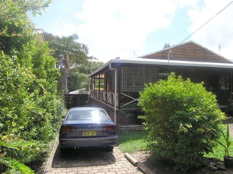 13 Lights Street, Emerald Beach NSW 2456