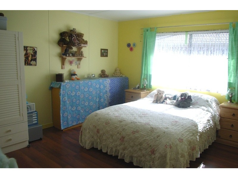 33 Mahogany Avenue, Sandy Beach NSW 2456